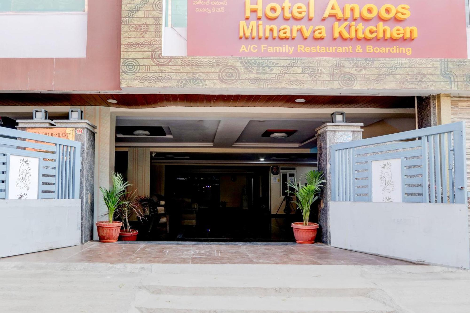 Hotel O Anoos Minarva Hyderabad Exteriör bild